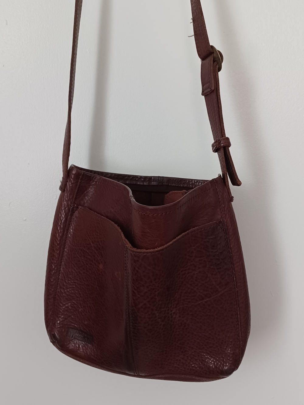 Duluth Brown Leather Crossbody Bag - Picture 3 of 4